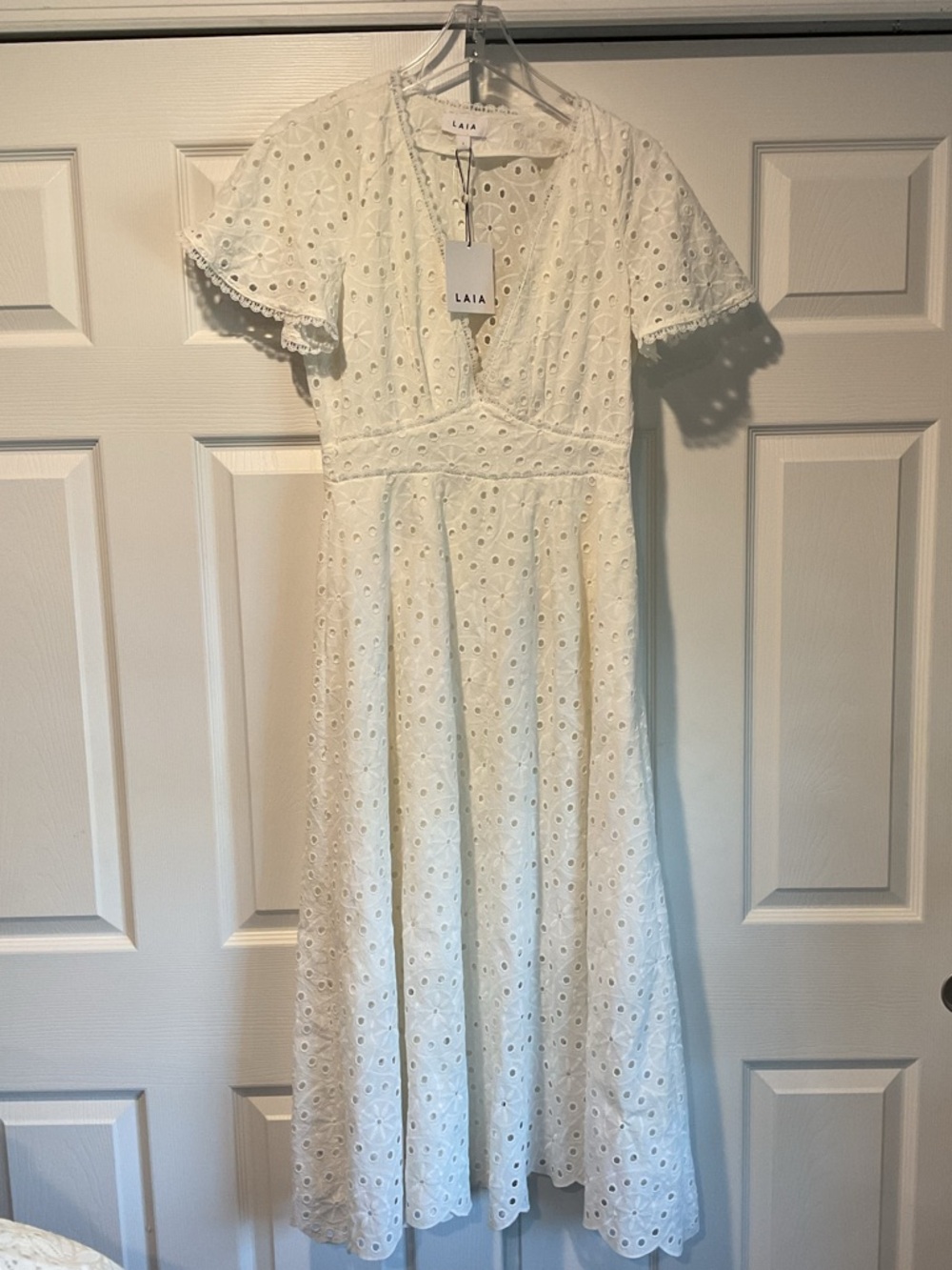 NWT Laia Anthropologie White Eyelet Maxi Dress Flutter Sleeves Boho Chic sz S